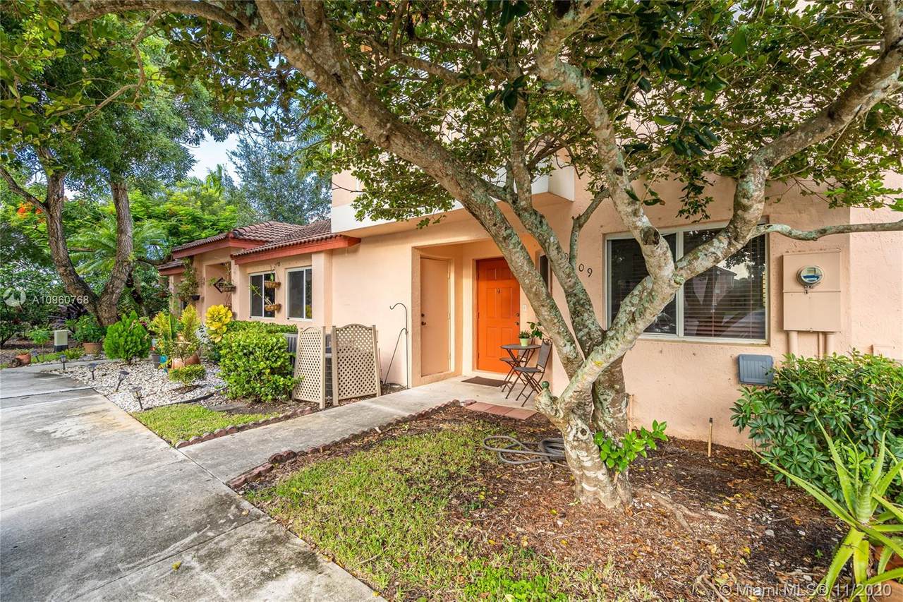 Chapel Trail Ii Pembroke Pines Homes for sale and rent