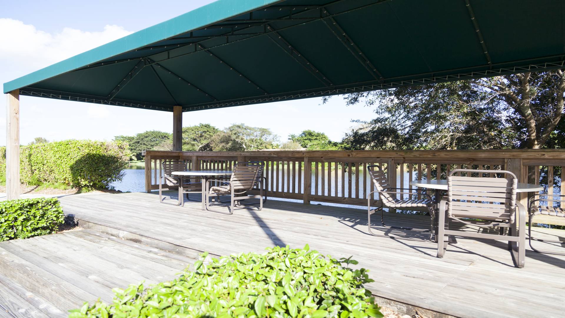 Cypress Estates Parkland Condos for sale and rent