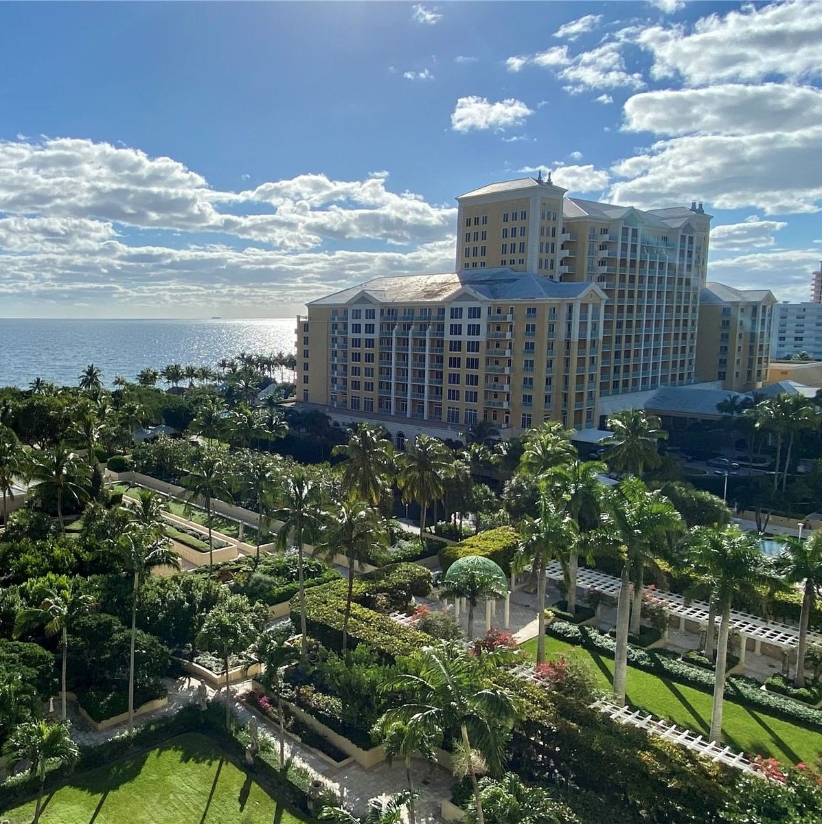 Grand Bay Residences Key Biscayne Condos for sale and rent